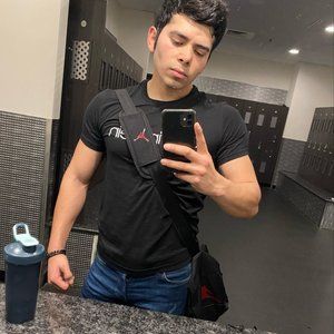 Meet your Posher, Delfy